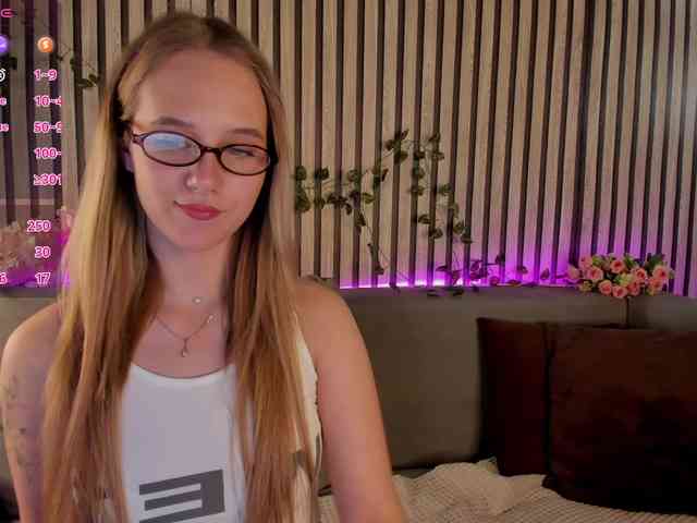 Casey-Sweeet webcam