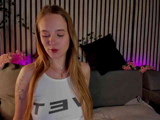 Casey-Sweeet webcam