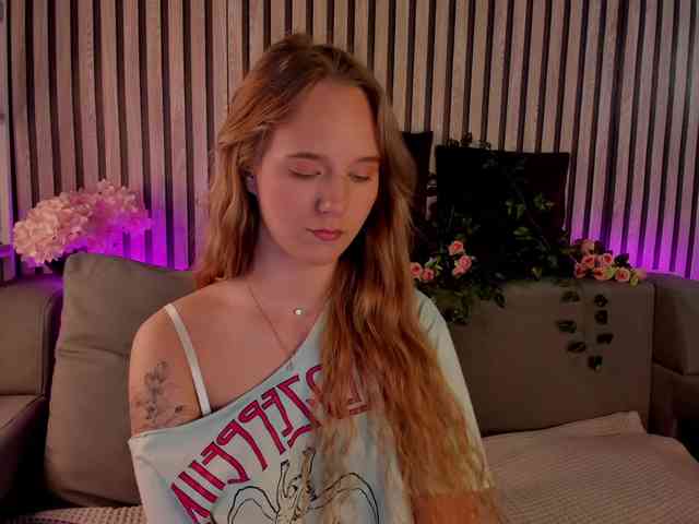 Casey-Sweeet webcam