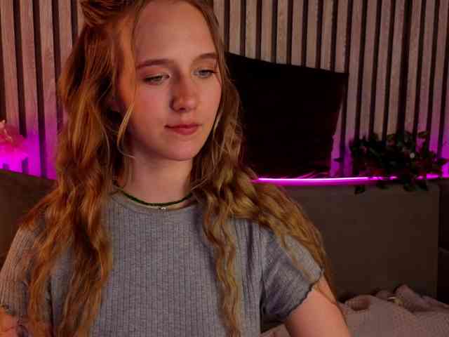 Casey-Sweeet webcam