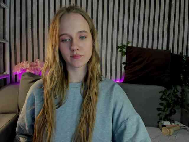 Casey-Sweeet webcam