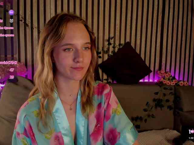 Casey-Sweeet webcam