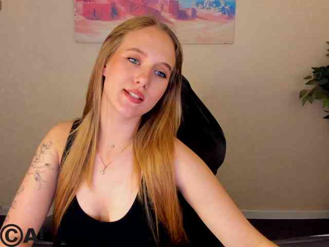 Casey-Sweeet webcam
