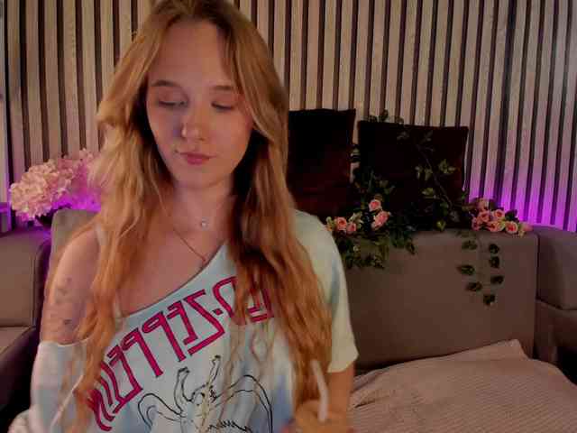 Casey-Sweeet webcam