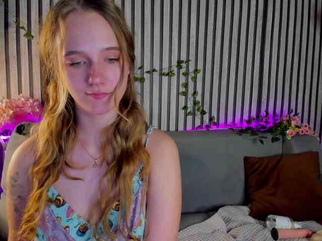 Casey-Sweeet webcam