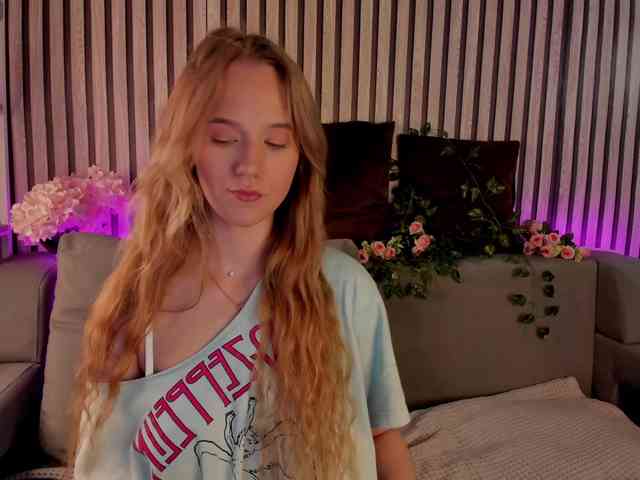Casey-Sweeet webcam