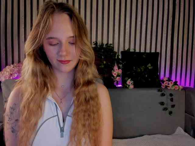 Casey-Sweeet webcam