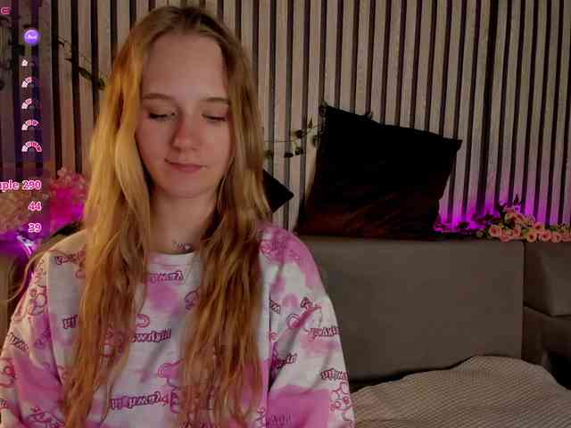 Casey-Sweeet webcam
