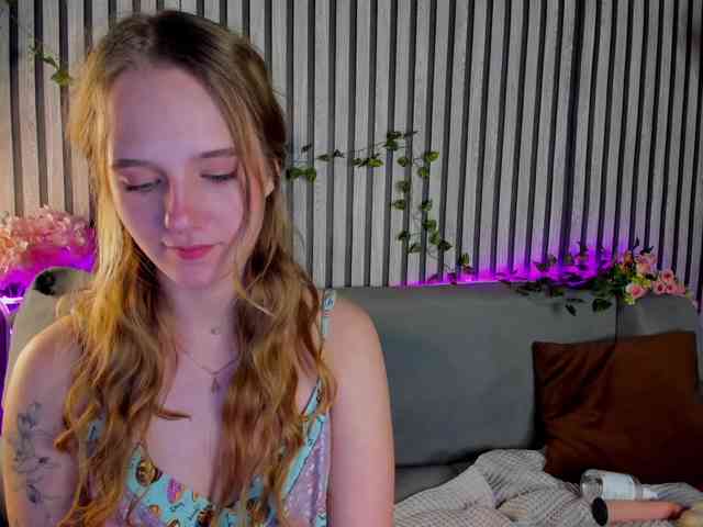 Casey-Sweeet webcam