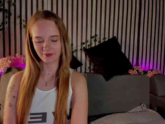 Casey-Sweeet webcam