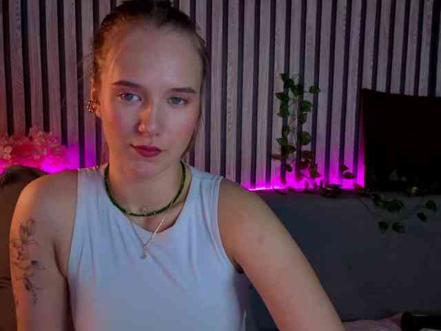 Casey-Sweeet webcam