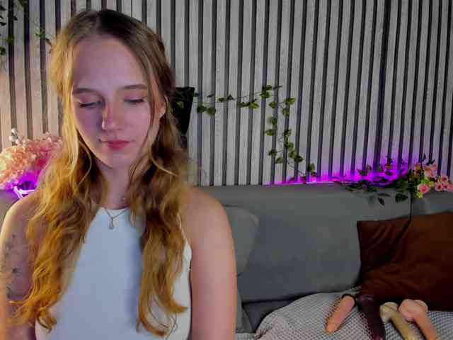 Casey-Sweeet webcam