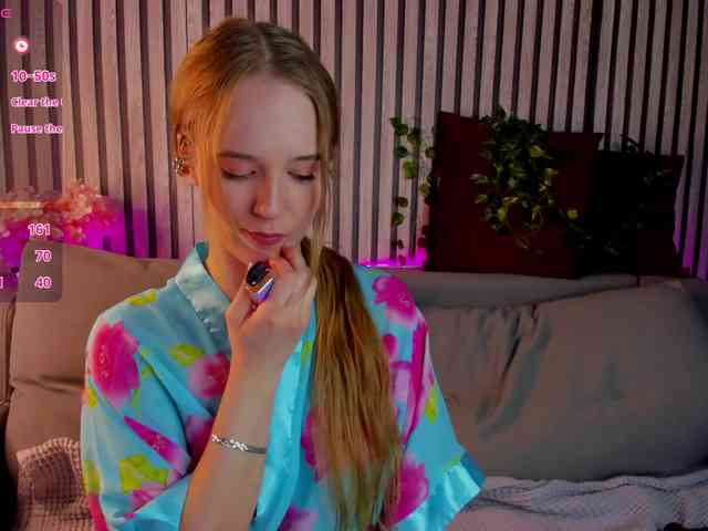 Casey-Sweeet Live Webcam on BongaCams