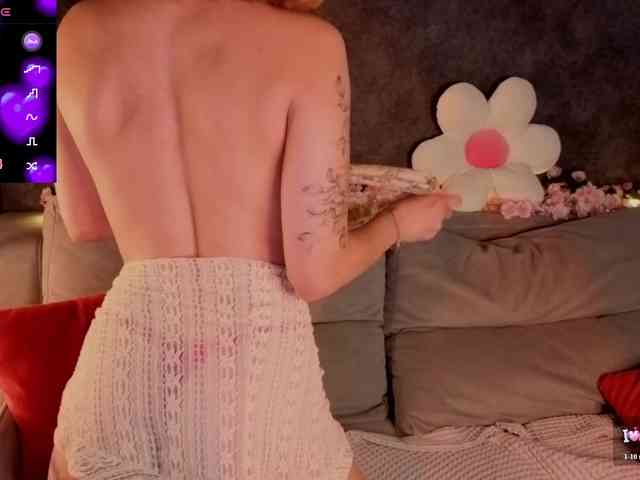 Casey-Sweeet Sex Cam Show