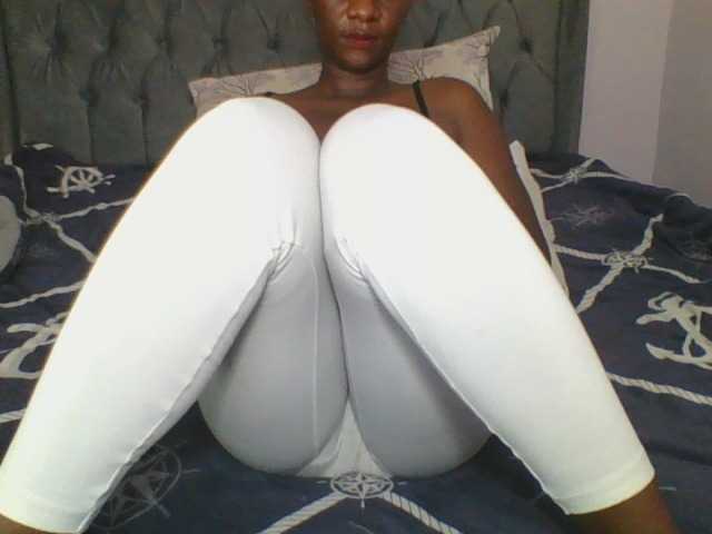 Silentqueen93 live webcam show