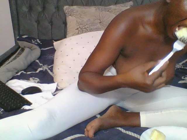 Silentqueen93 live webcam show