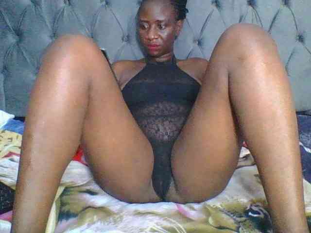 Silentqueen93 webcam