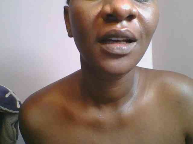 Silentqueen93 webcam