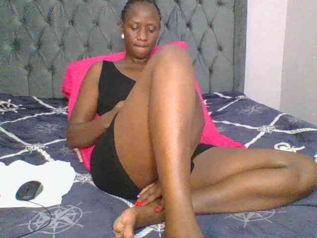 Silentqueen93 webcam