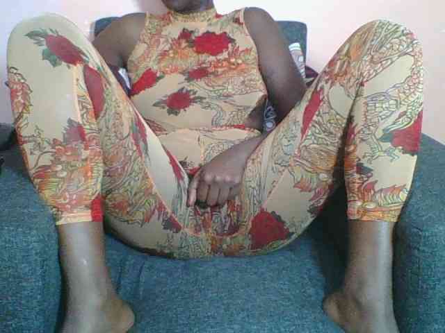 Silentqueen93 webcam