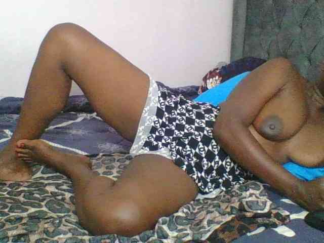 Silentqueen93 webcam