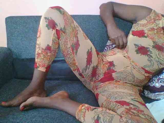 Silentqueen93 webcam