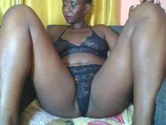 Silentqueen93 webcam