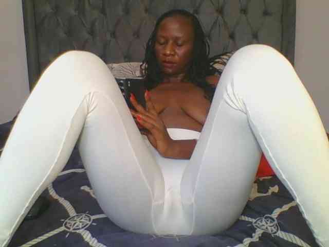Silentqueen93 webcam