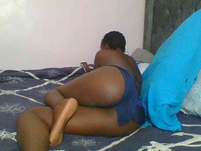 Silentqueen93 webcam