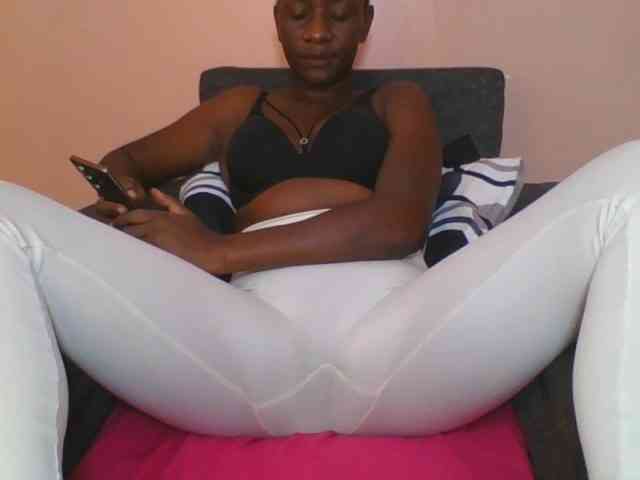 Silentqueen93 webcam
