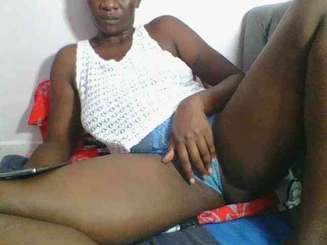 Silentqueen93 webcam