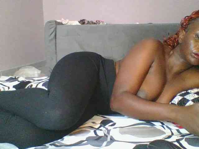 Silentqueen93 webcam