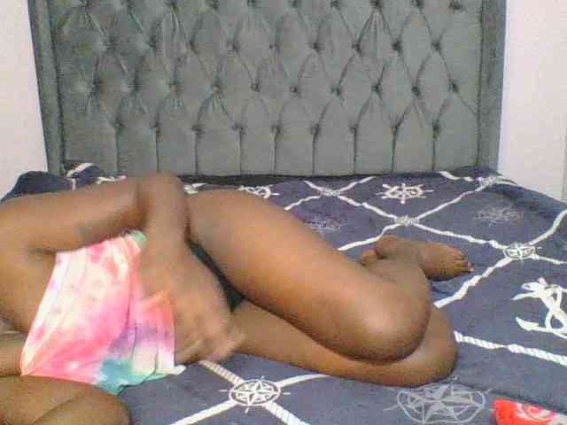 Silentqueen93 webcam