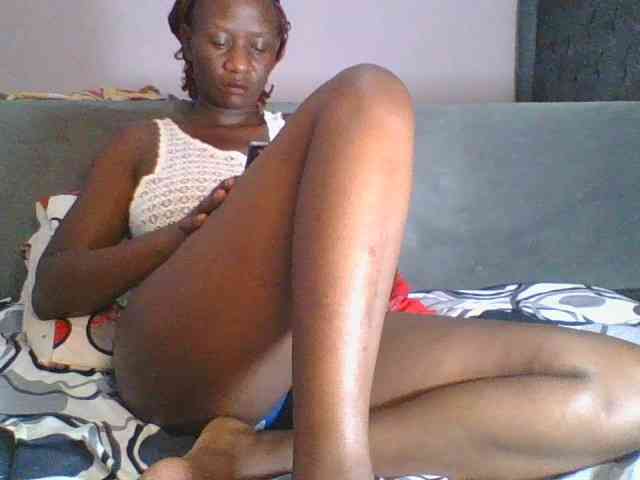 Silentqueen93 webcam