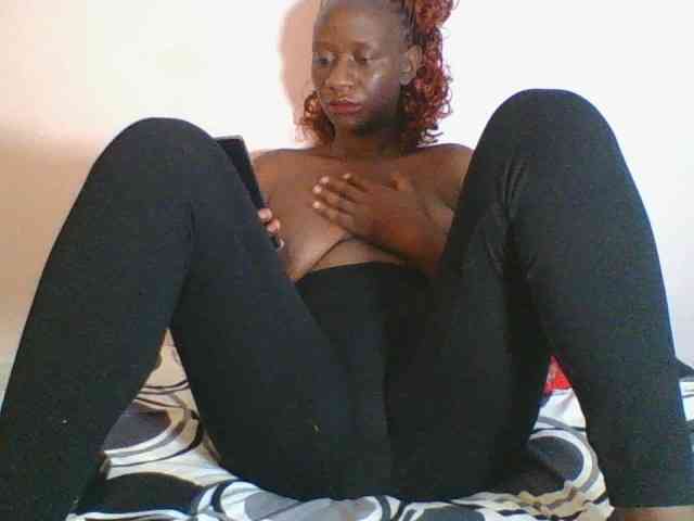 Silentqueen93 webcam