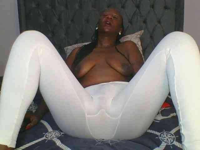 Silentqueen93 webcam