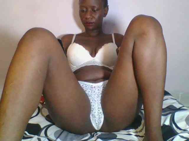 Silentqueen93 webcam