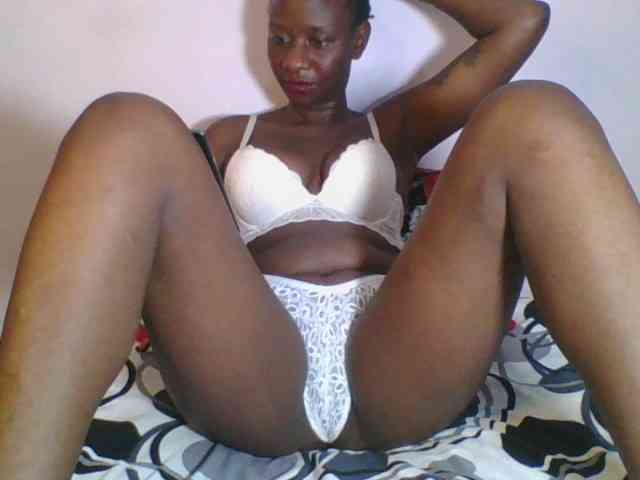 Silentqueen93 webcam