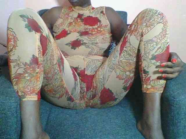 Silentqueen93 webcam