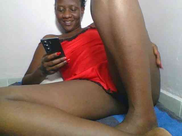 Silentqueen93 webcam
