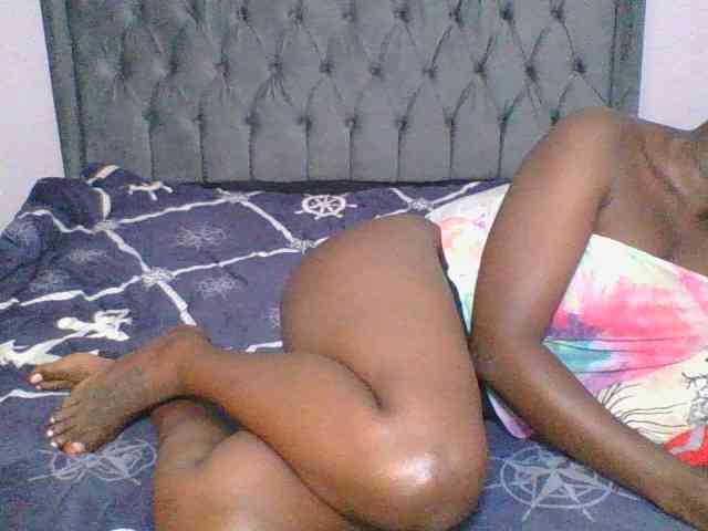 Silentqueen93 webcam