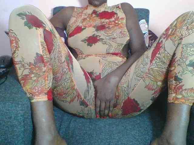 Silentqueen93 webcam