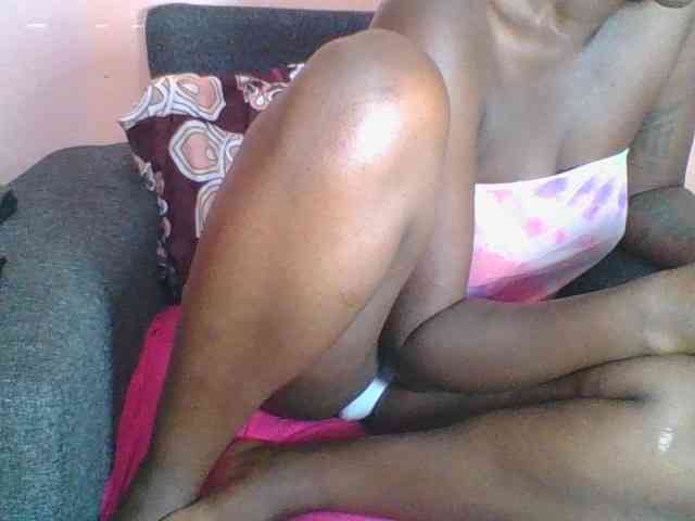 Silentqueen93 webcam