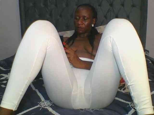 Silentqueen93 webcam