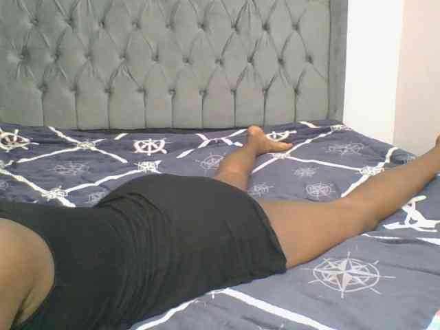 Silentqueen93 webcam