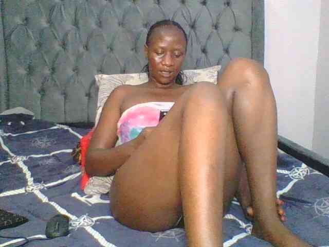Silentqueen93 webcam