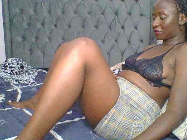 Silentqueen93 webcam