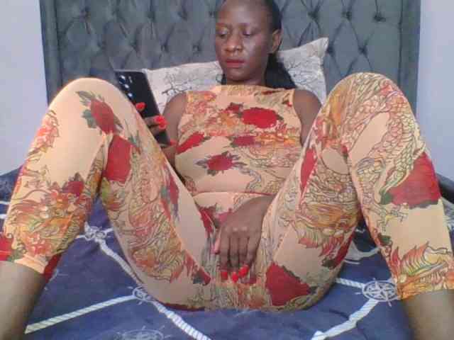 Silentqueen93 webcam