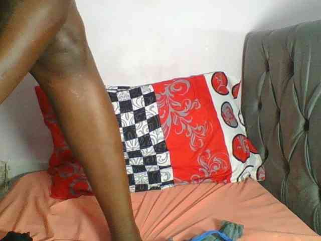 Silentqueen93 webcam