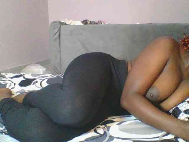 Silentqueen93 webcam